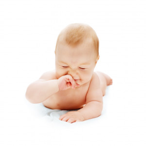 Rýma u kojenců a batolat: Co na ni platí?