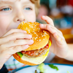 Počet dětí s obezitou významně narůstá – týká se také Vašeho dítěte?